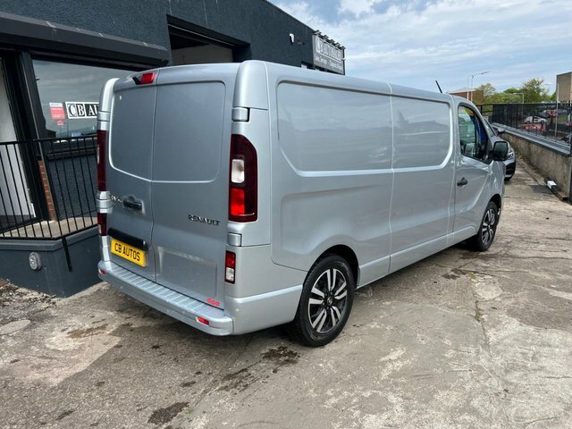 Renault Trafic 2022 2.0 Dci Blue Ll30 Sport Panel Van MC22KLP Grey #4