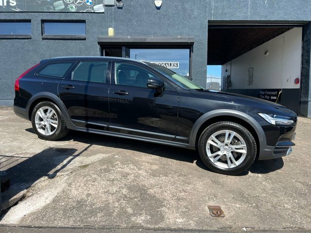 Volvo V90 Cross Country 2017 2.0 D5 Powerpulse Estate Awd SN17WPK Black #3