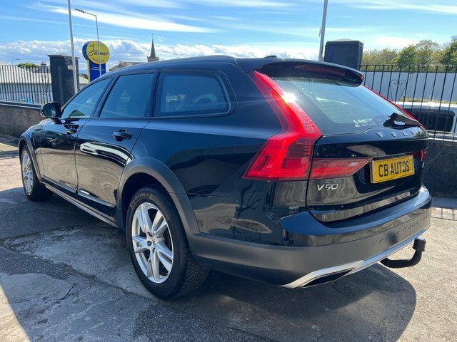 Volvo V90 Cross Country 2017 2.0 D5 Powerpulse Estate Awd SN17WPK Black #6