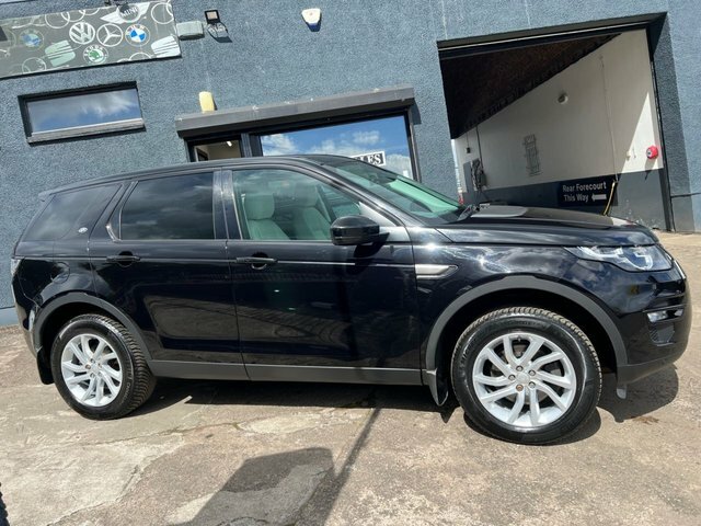 Land Rover Discovery Sport 2017 2.0 Td4 Se Tech Suv 4Wd Eur Black #3