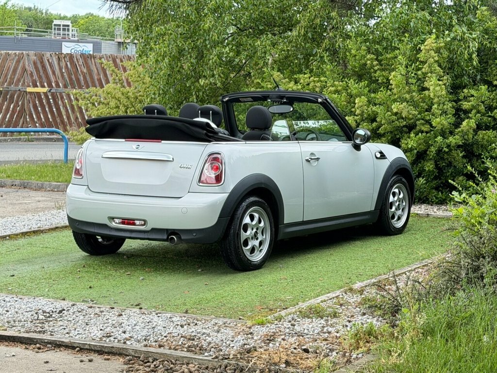Mini Convertible 1.6L One LH64ATY Silver #4