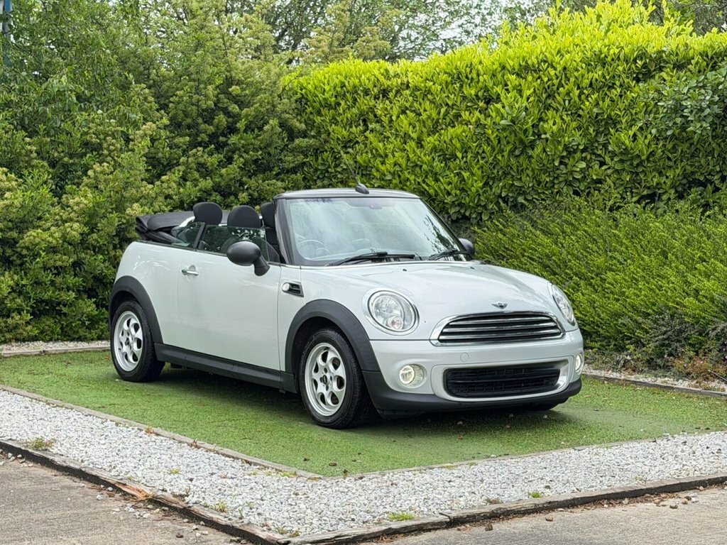 Mini Convertible 1.6L One Silver
