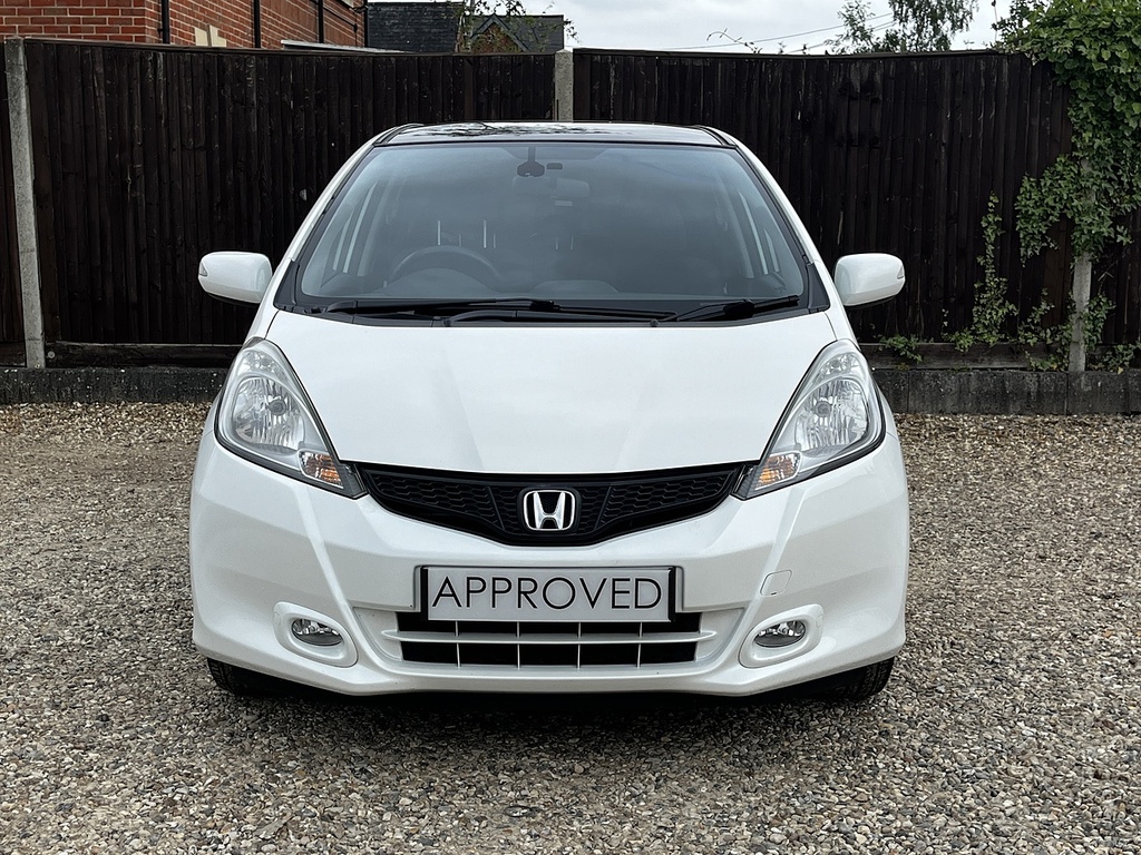 Honda Jazz I-vtec Ex White #3