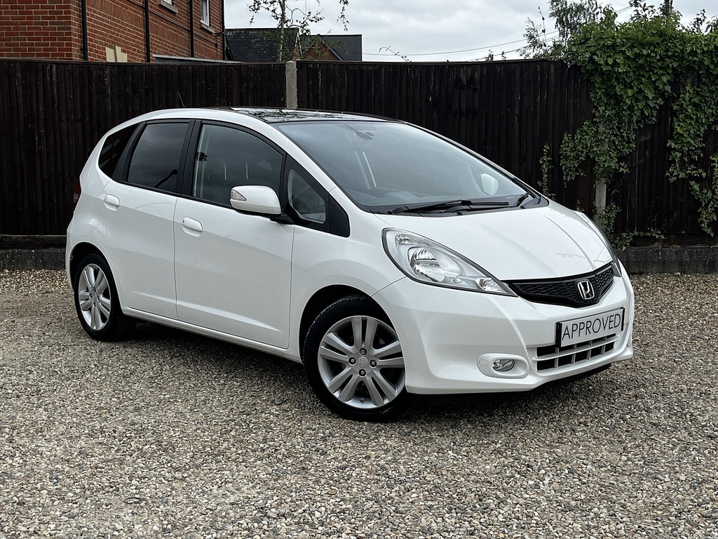 Honda Jazz I-vtec Ex White #2