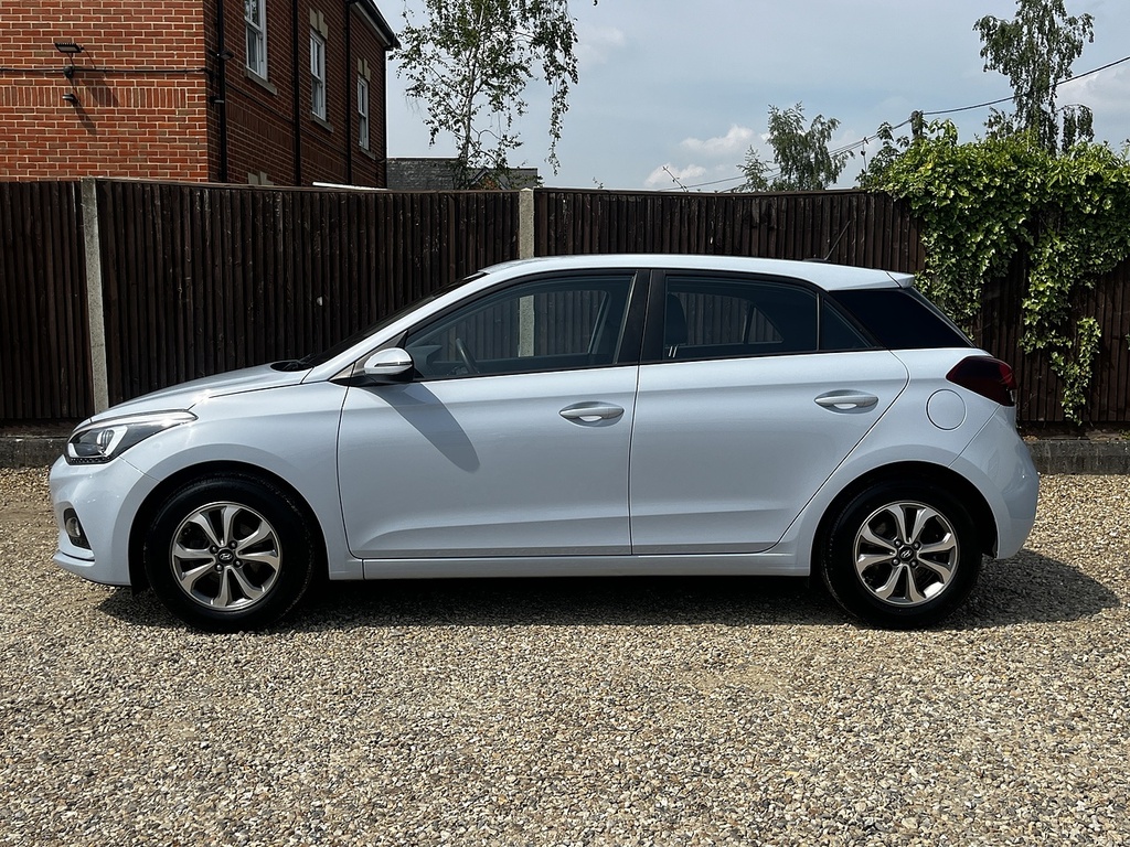 Hyundai I20 Se Launch Edition LA19NKR Grey #5