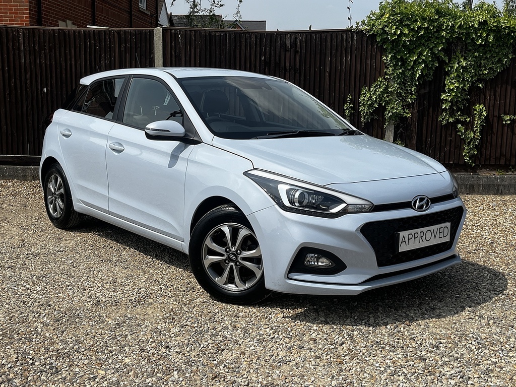 Hyundai I20 Se Launch Edition LA19NKR Grey #2