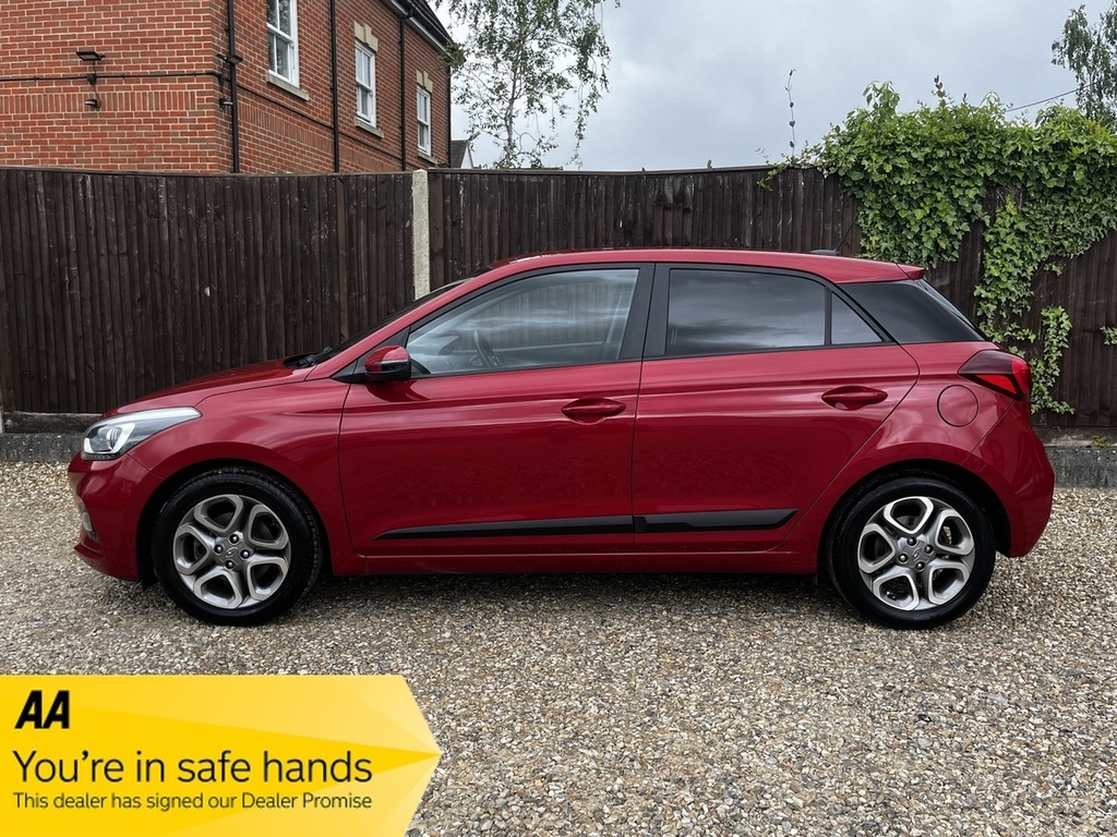 Hyundai I20 T-gdi Premium Nav Red