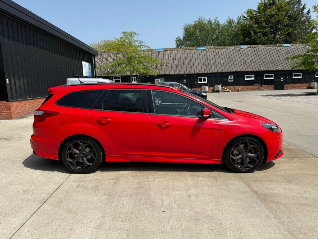 Ford Focus 2.0T Ecoboost St-3 Euro 5 Ss EN62MYD #6