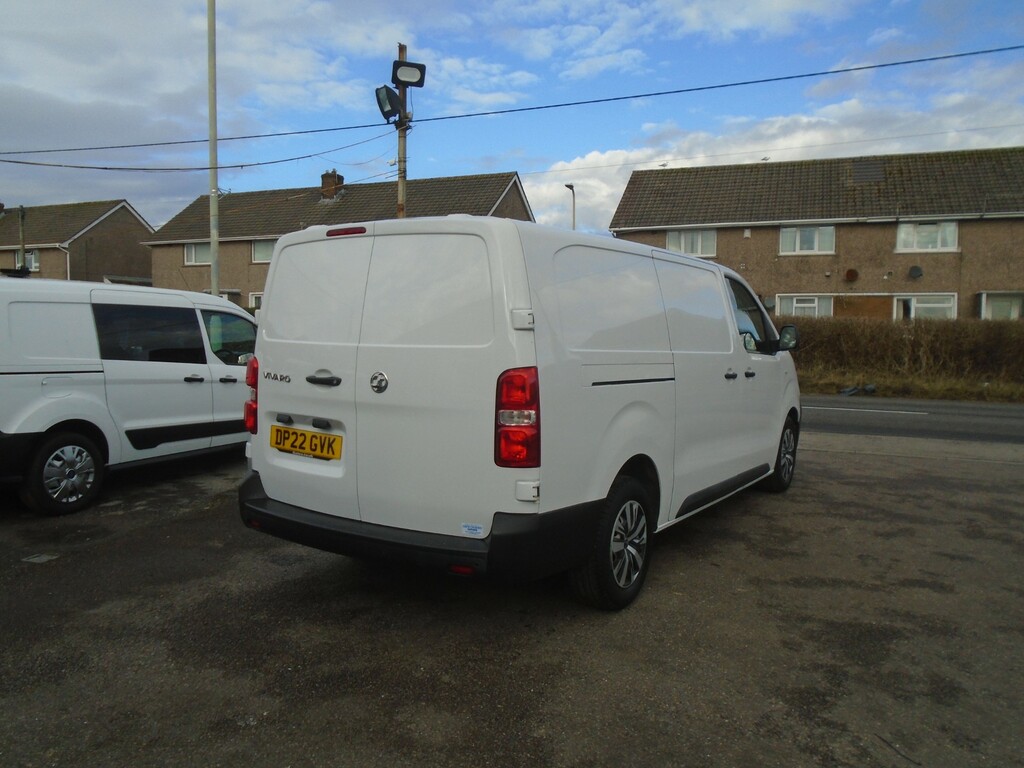 Vauxhall Vivaro L2h1 F2900 Dynamic Ss DP22GVK White #3