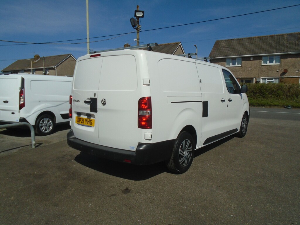 Vauxhall Vivaro L2h1 2900 Dynamic Ss DP21YHG White #2
