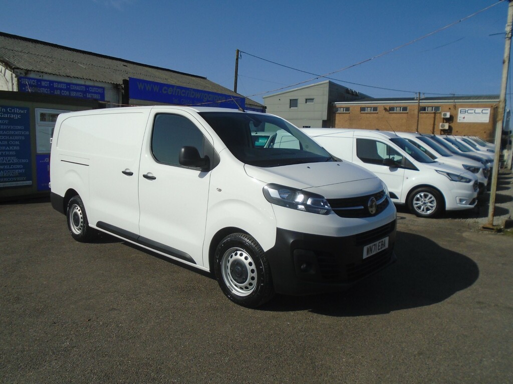 Vauxhall Vivaro L2h1 F2900 Dynamic Ss White