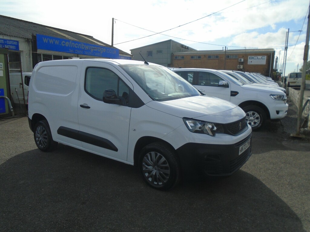 Peugeot Partner Bluehdi Professional Premium L1 White