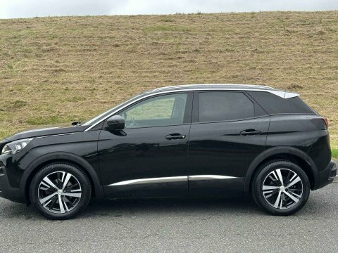 Peugeot 3008 1.5 3008 Allure LR69SVG Black #5