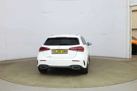 Mercedes-Benz A Class 1.5 A 180 KL68UWN White #4