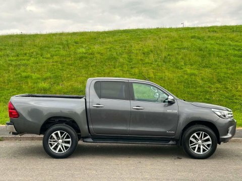 Toyota HILUX 2.4 Hi-luxury Invincible YG70KUJ Grey #4