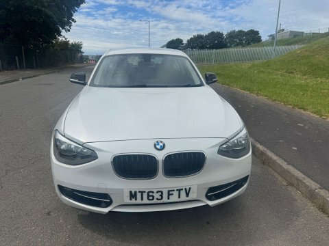 BMW 1 Series 2.0 116D Sport R29LLG White #2