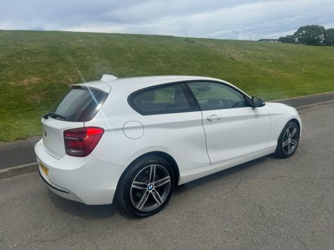 BMW 1 Series 2.0 116D Sport R29LLG White #4
