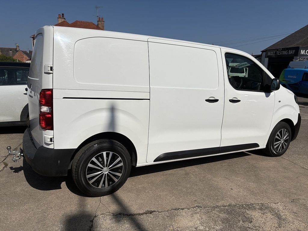 Peugeot Expert Bluehdi 1400 Professional NV70HLC White #5