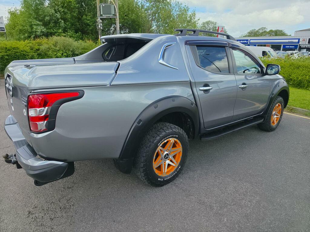 Mitsubishi L200 2.4 Di-d Dc Barbarian Svp II 4Wd Euro 6 Grey #6