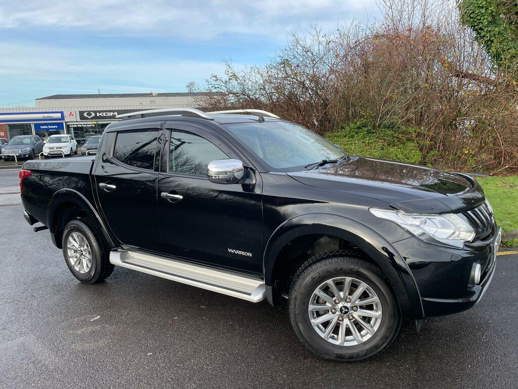 Mitsubishi L200 2.4 Di-d Dc Warrior 4Wd Euro 6 Black