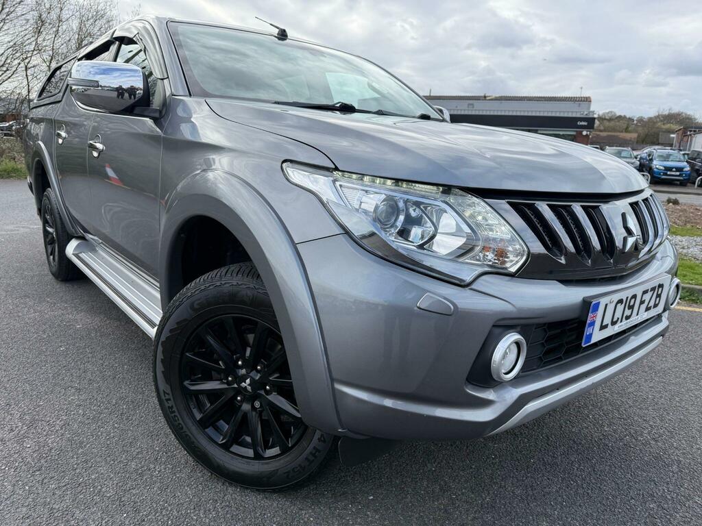 Mitsubishi L200 2.4 Di-d Dc Barbarian 4Wd Euro 6 Grey