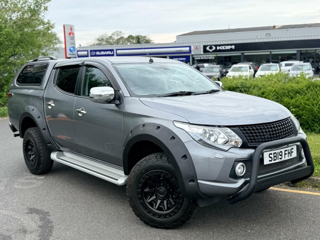 Mitsubishi L200 2.4 Di-d Dc Barbarian 4Wd Euro 6 Grey