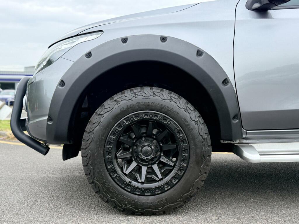 Mitsubishi L200 2.4 Di-d Dc Barbarian 4Wd Euro 6 SB19FHF Grey #4