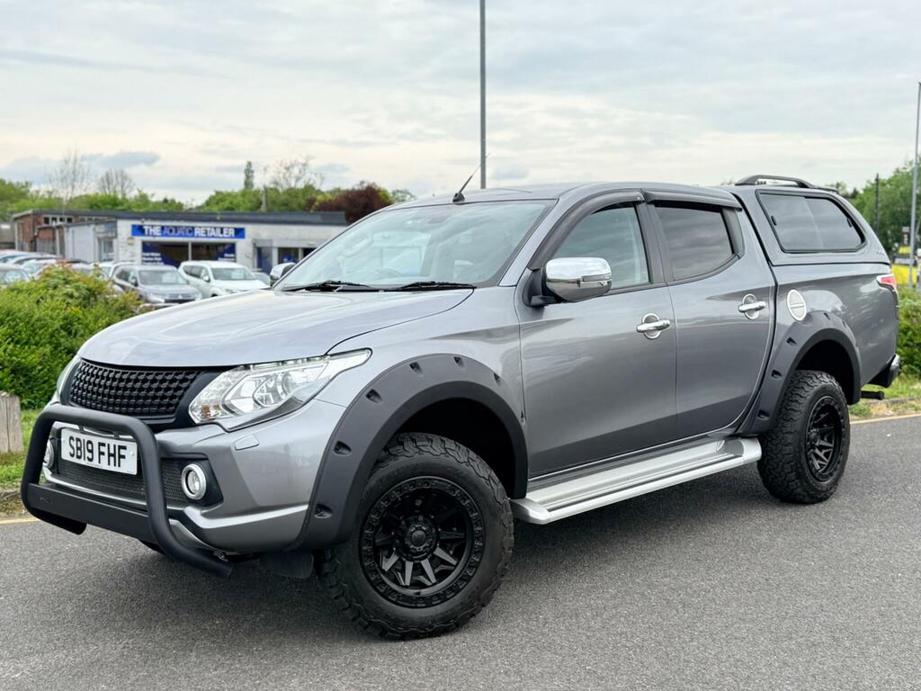 Mitsubishi L200 2.4 Di-d Dc Barbarian 4Wd Euro 6 SB19FHF Grey #3