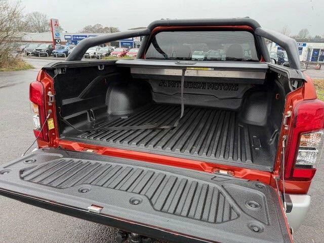 Mitsubishi L200 2.2 Di-d Dc Barbarian Pickup Double Cab CV70OEE Orange #6