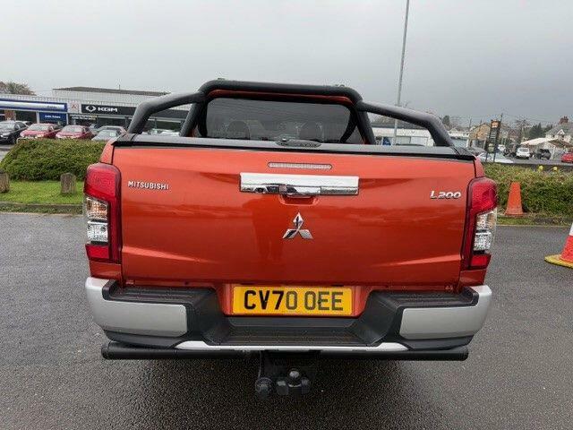 Mitsubishi L200 2.2 Di-d Dc Barbarian Pickup Double Cab CV70OEE Orange #5