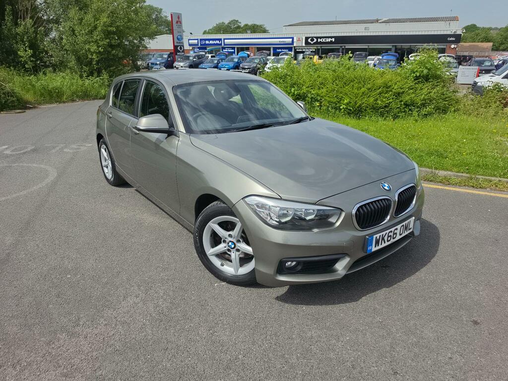 BMW 1 Series 1.5 118I Se Euro 6 Ss Silver