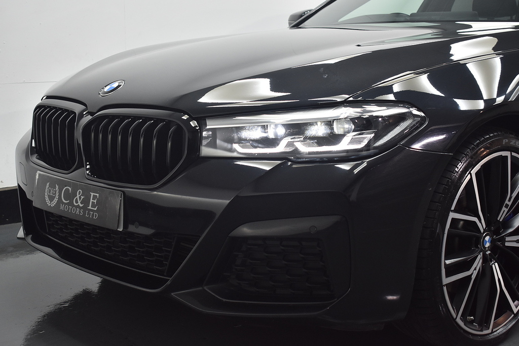 BMW 5 Series Estate HV22UNL Blue #6