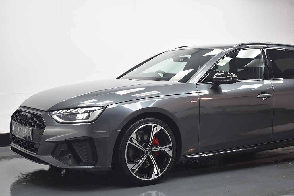 Audi A4 Avant Estate WN22OGJ Grey #3