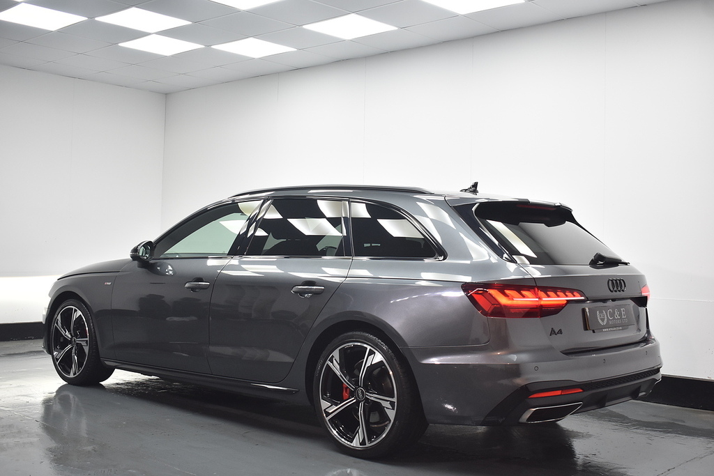 Audi A4 Avant Estate WN22OGJ Grey #4