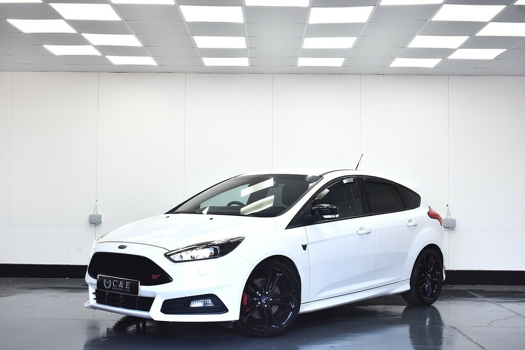 Ford Focus Hatchback White