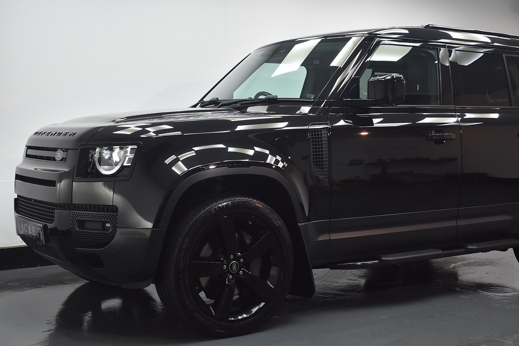 Land Rover Defender 110 Suv H5GLY Black #3