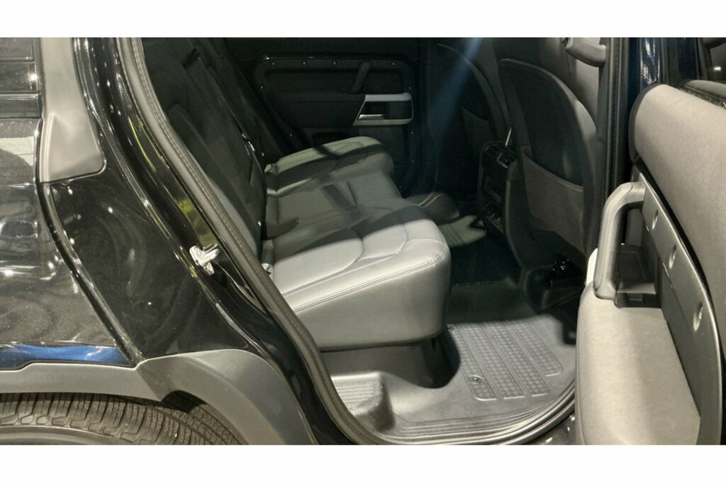 Land Rover Defender 110 Suv LJ22VKU Black #3
