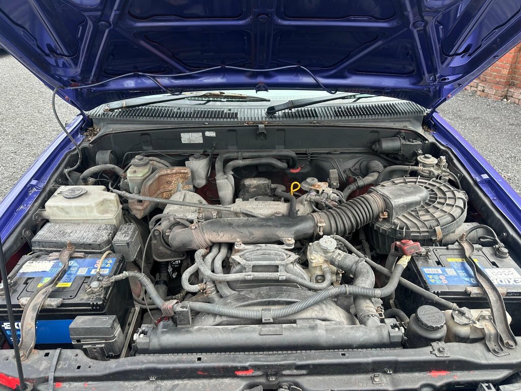 Toyota HILUX 2.4Td 250 Ex Double Cab 4Wd 0-Door Blue #11