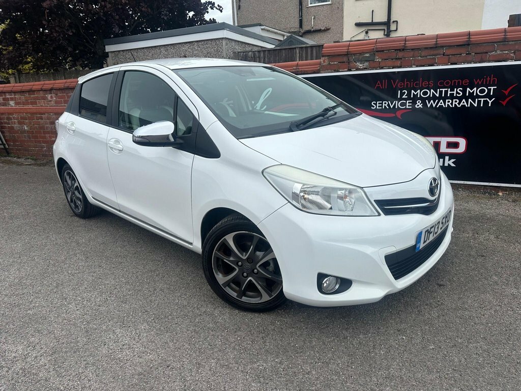 Toyota Yaris 1.3L Trend White