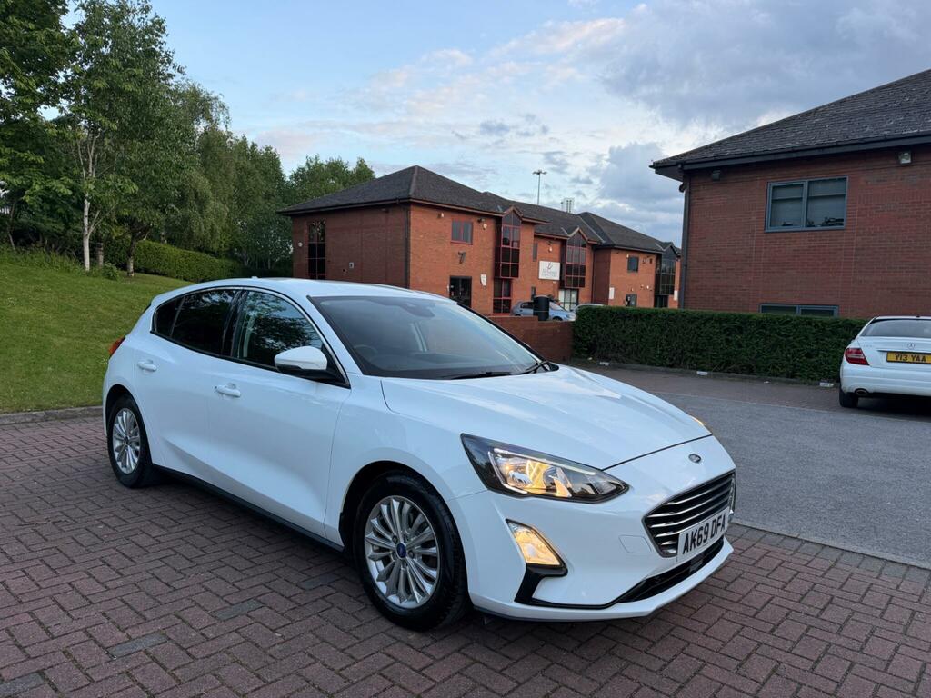Ford Focus 1.0T Ecoboost Titanium Euro 6 Ss AK69DFA White #2