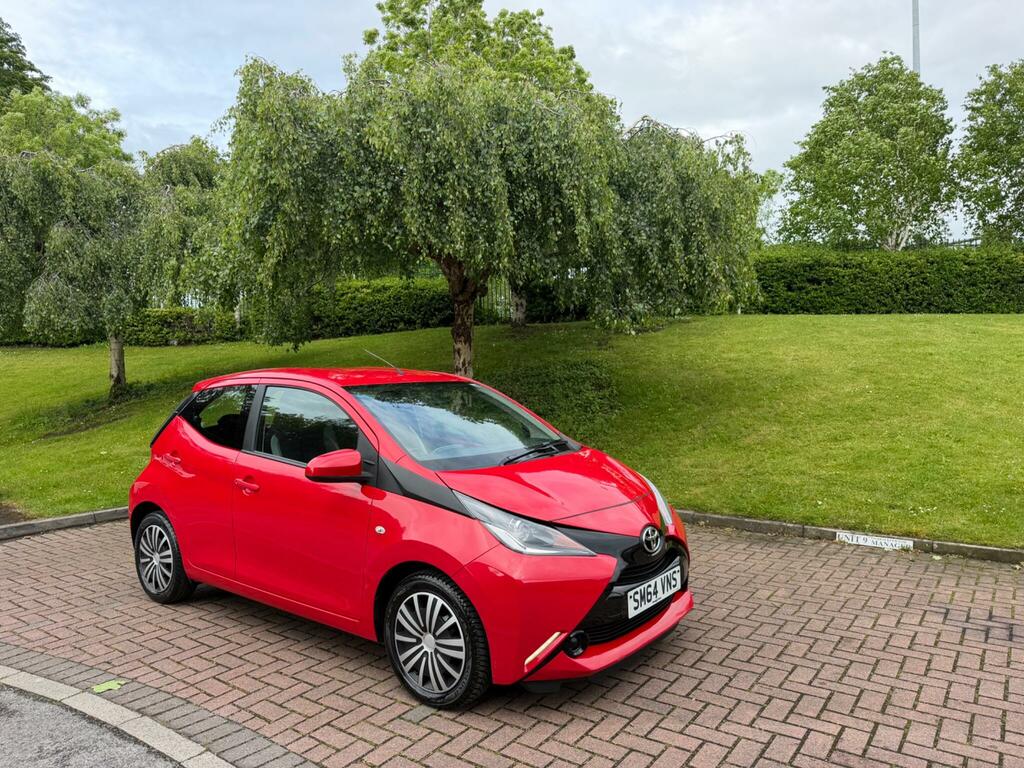 Toyota Aygo 1.0 Vvt-i X-play X-shift Euro 5 Euro 5 Red