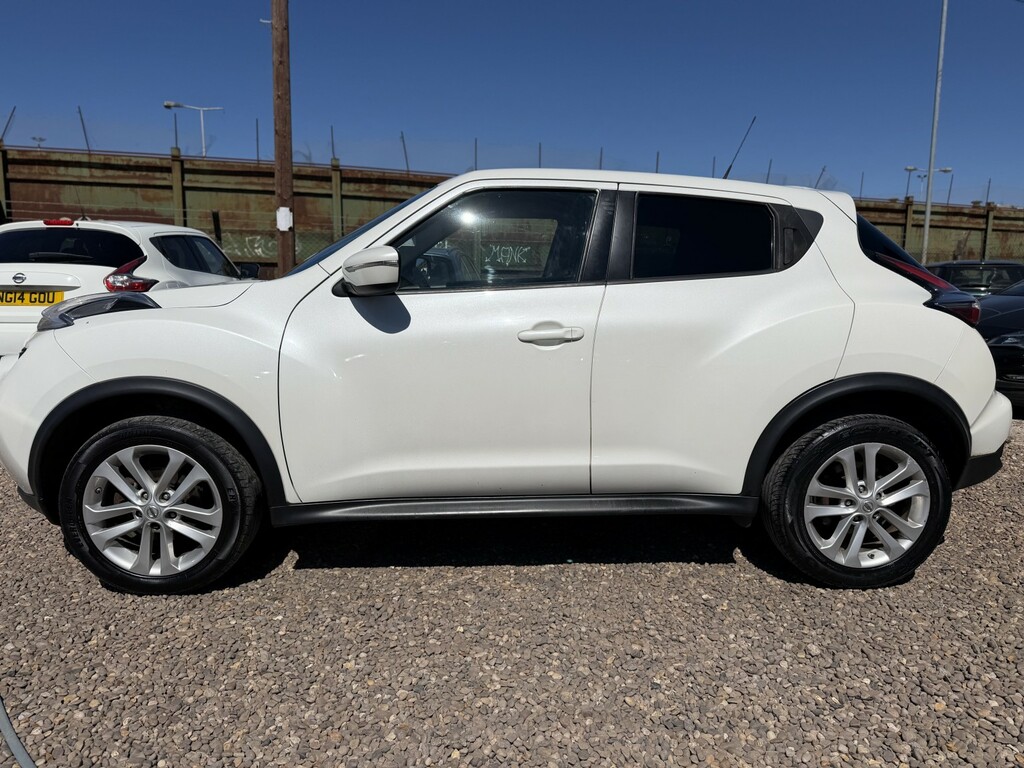 Nissan Juke Suv 1.5 Dci 8V Acenta Premium 2014 VK64DWC White #2