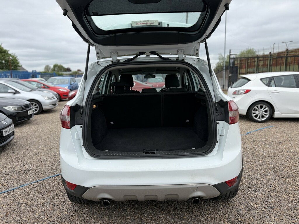 Ford Kuga Suv 2.0 Tdci Zetec 2011 NU61WFA White #5