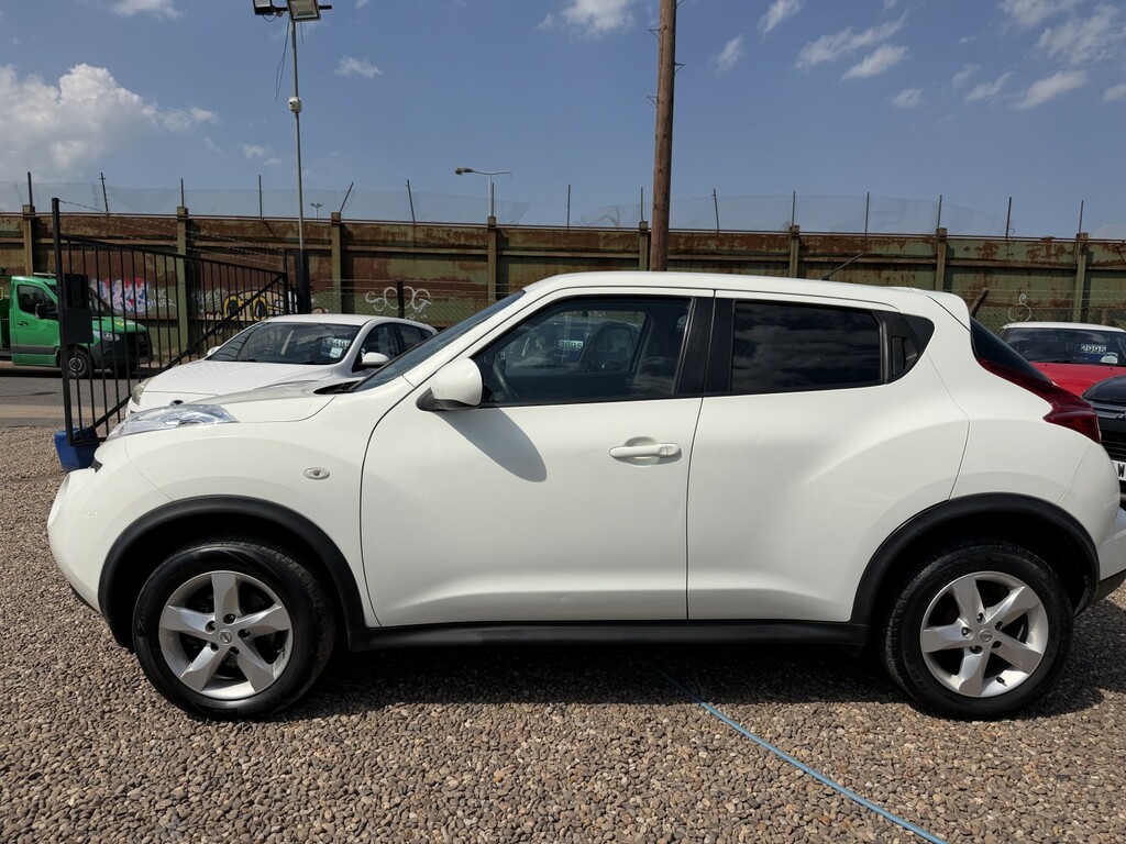Nissan Juke Suv 1.6 Visia 2013 BG13ZFP White #2