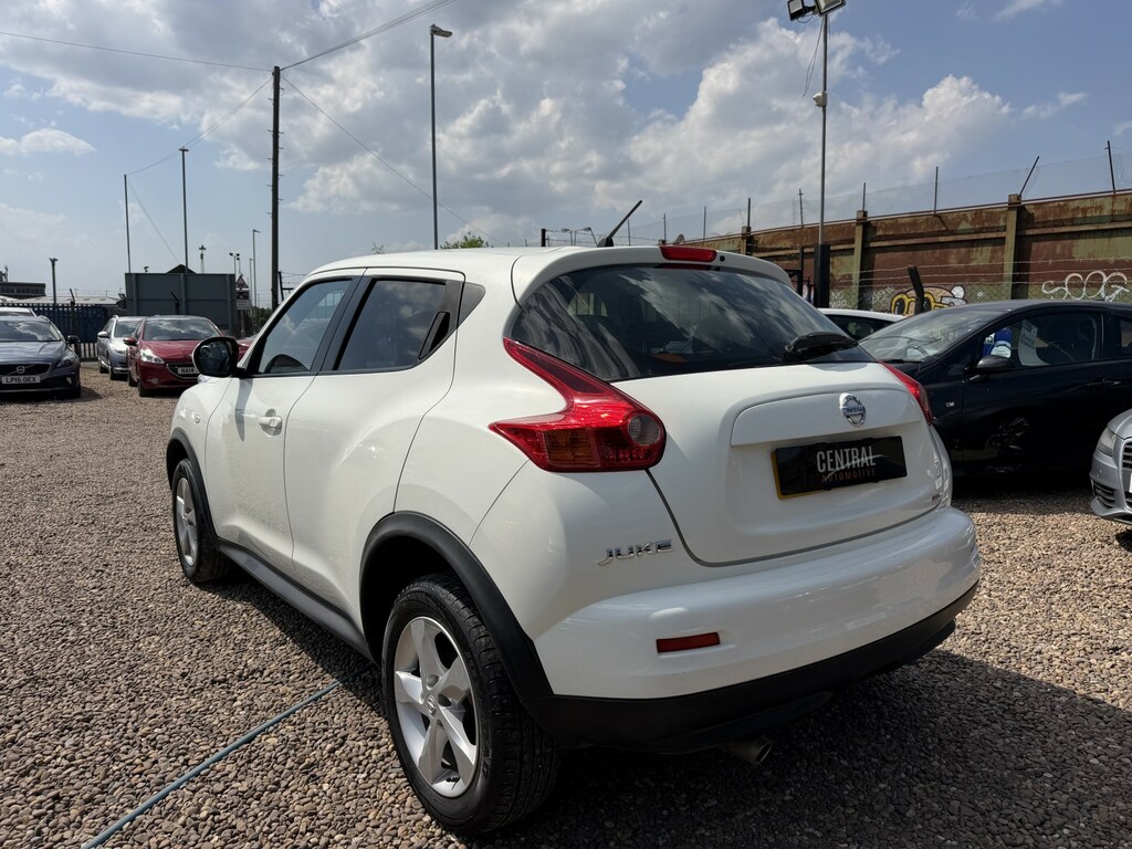 Nissan Juke Suv 1.6 Visia 2013 BG13ZFP White #3