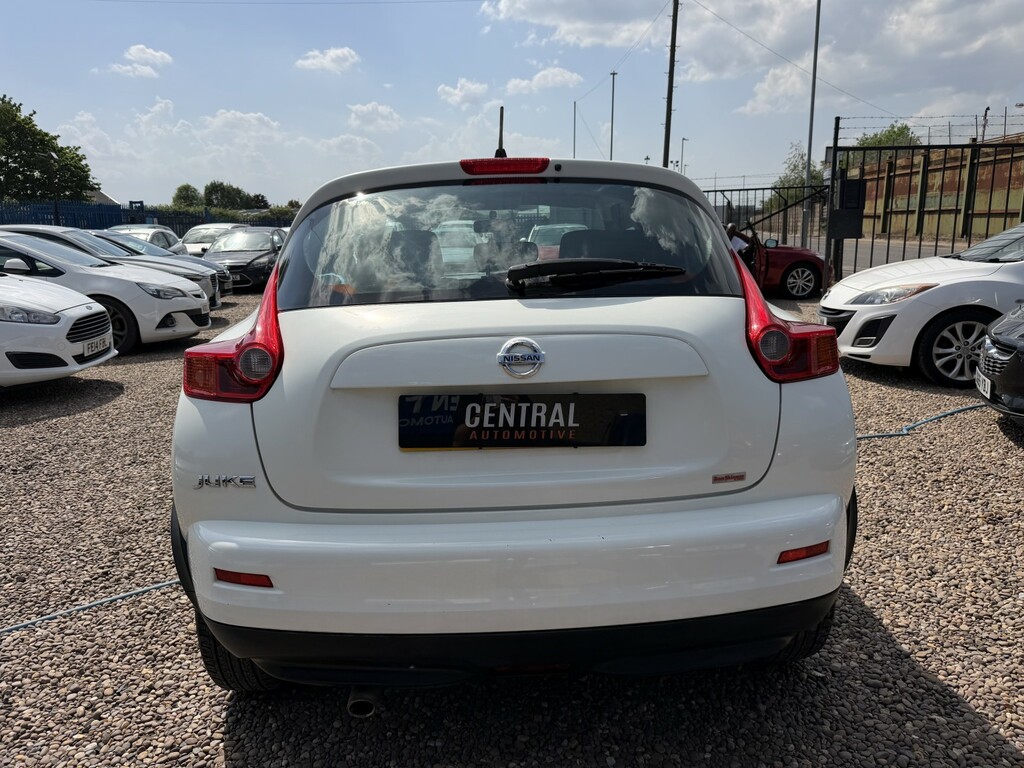 Nissan Juke Suv 1.6 Visia 2013 BG13ZFP White #4
