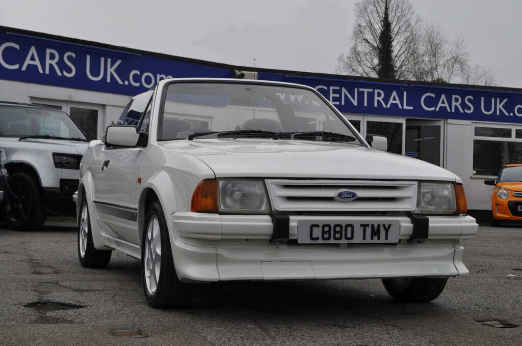 Ford Escort 1.6 Cabriolet 78 Bhp Red #15