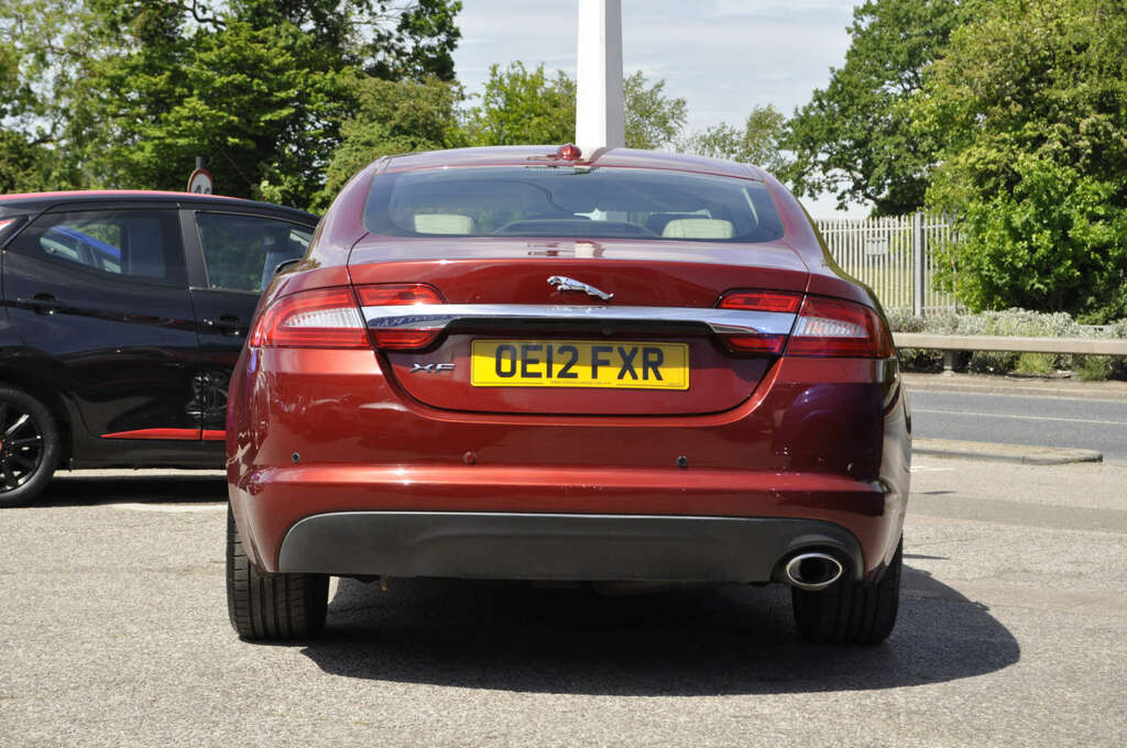 Jaguar XF 2.2 Xf Premium Luxury D Red #2