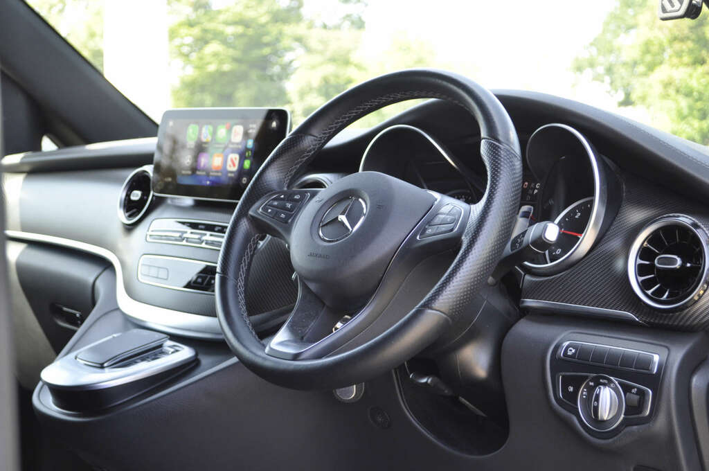 Mercedes-Benz V Class 2.0 V 220 D Amg Line BM08SEC Black #6