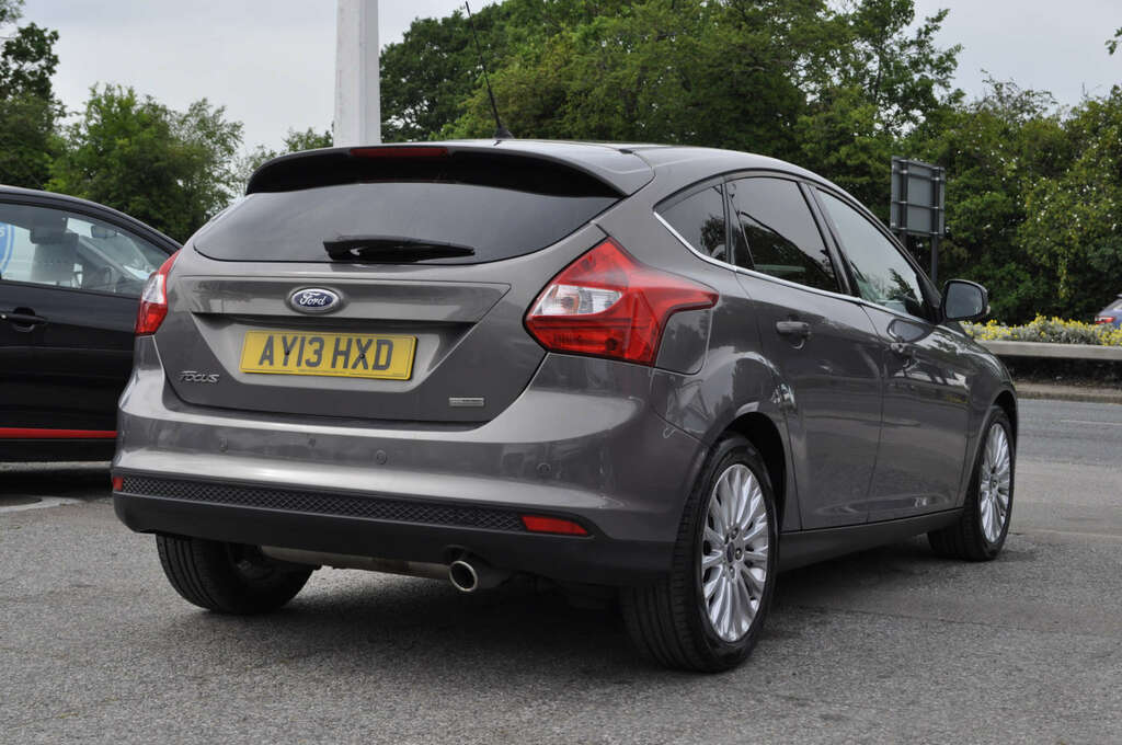Ford Focus 1.6 Focus Titanium X T AY13HXD Brown #5
